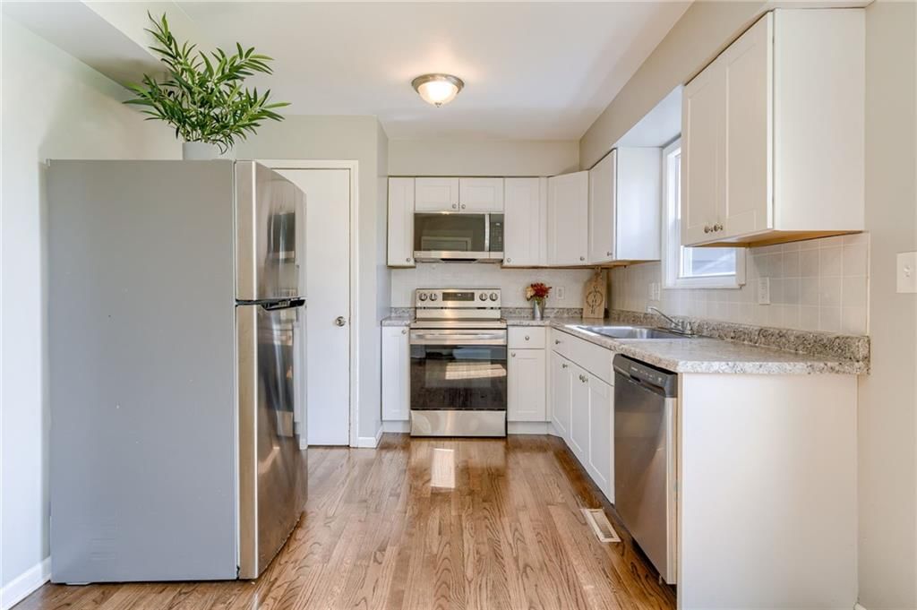 3200 Queen Ridge Drive — photo 20