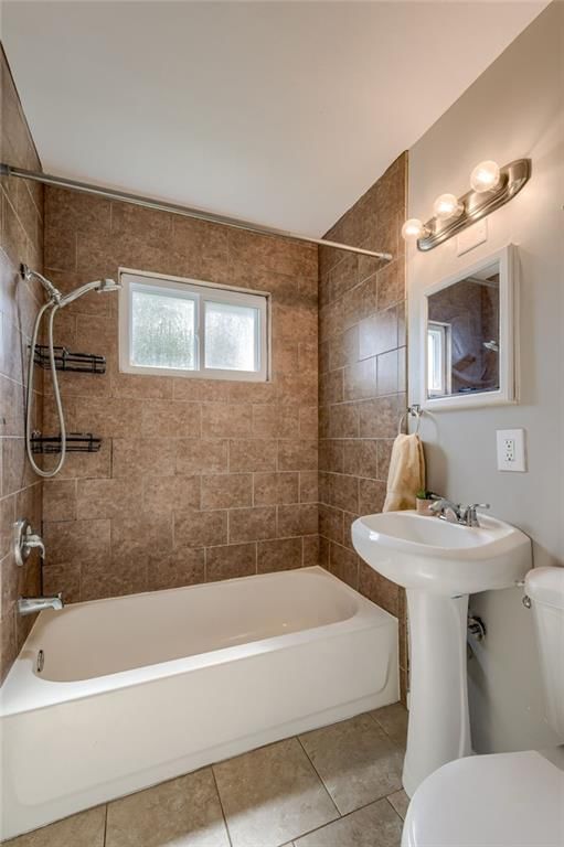 3200 Queen Ridge Drive — photo 10