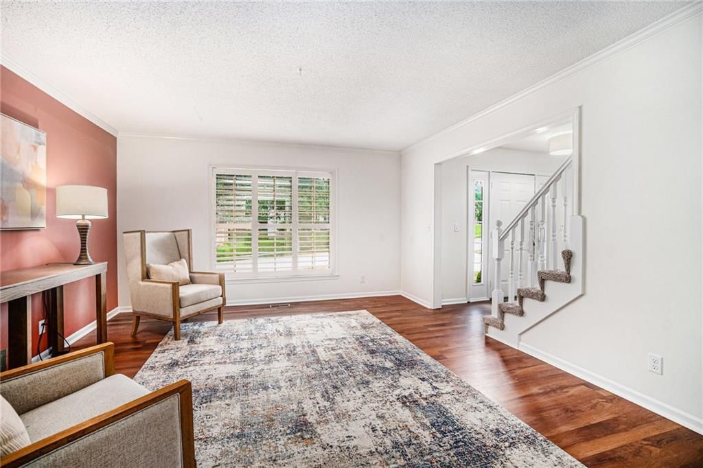 11512 Newton Street — photo 3