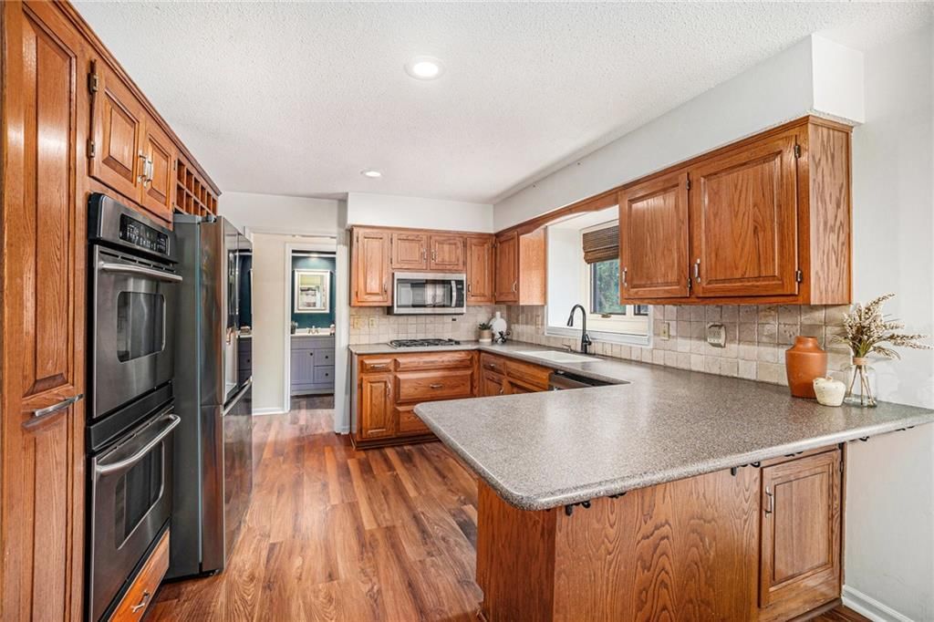11512 Newton Street — photo 5