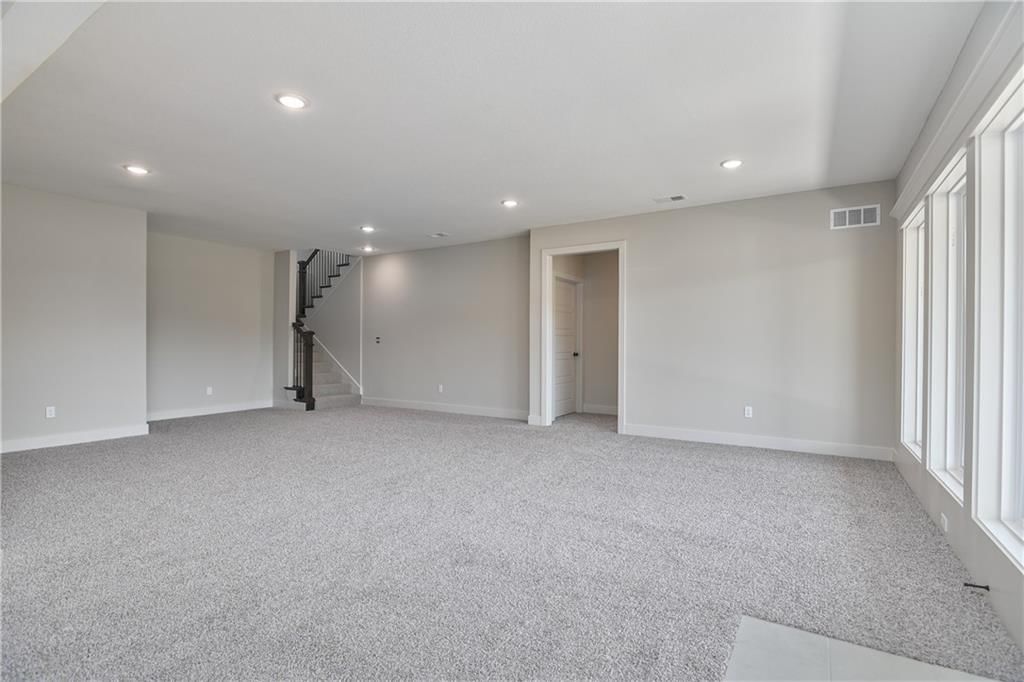 5854 McCormick Drive — photo 32