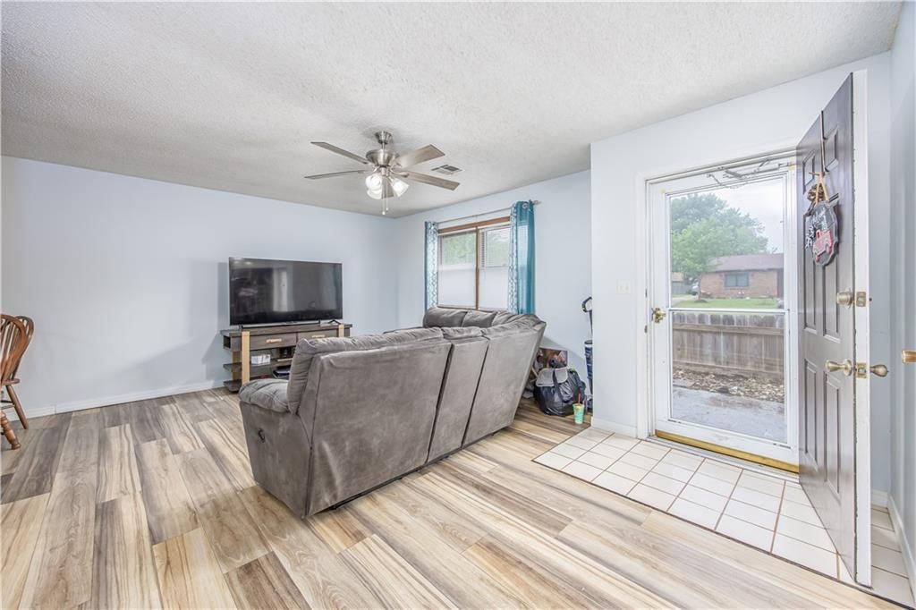 513 Sinclair Drive — photo 3