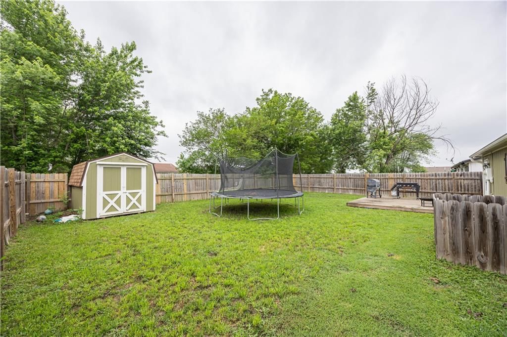 513 Sinclair Drive — photo 22