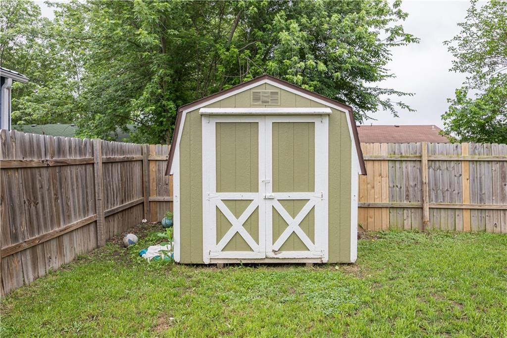 513 Sinclair Drive — photo 23
