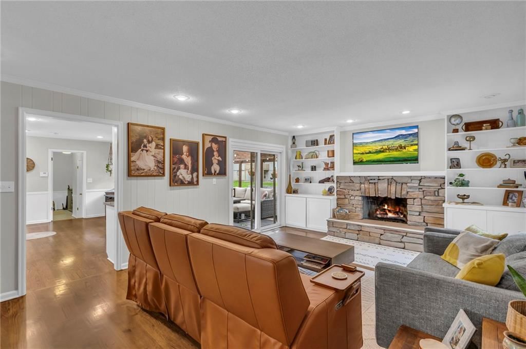4212 NW Briarcliff Lane — photo 12