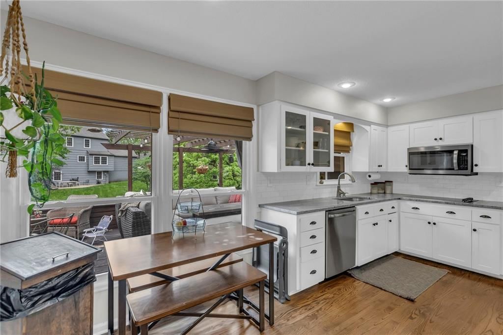 4212 NW Briarcliff Lane — photo 17