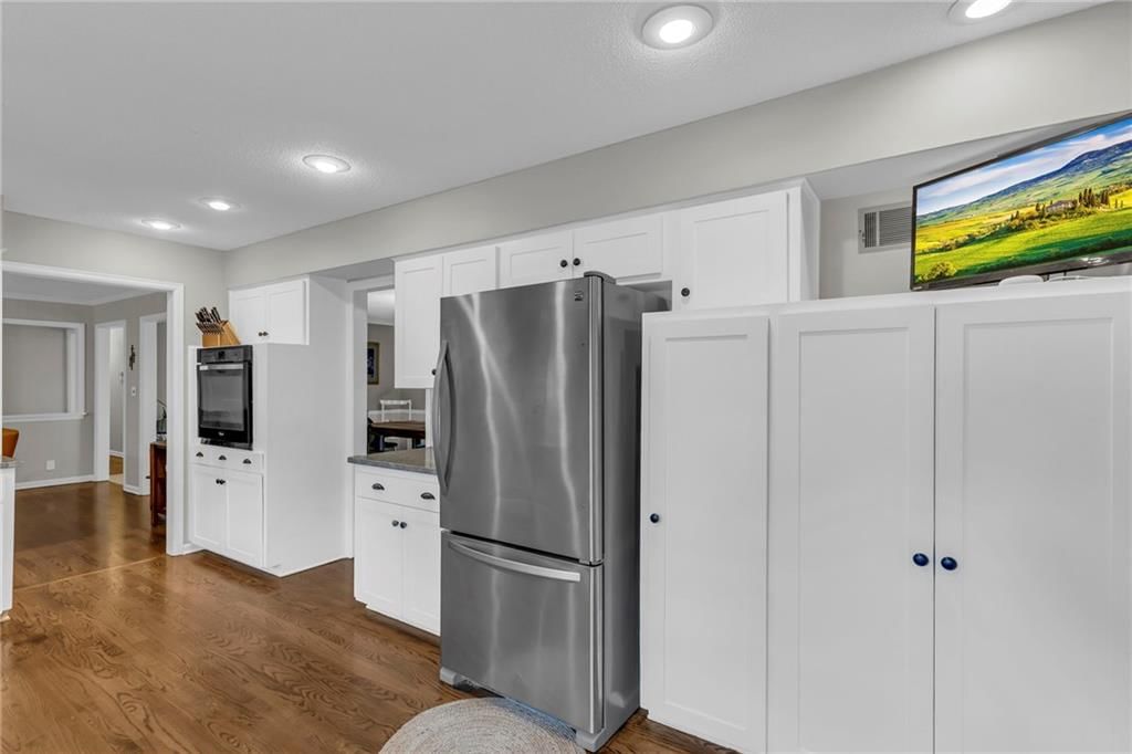 4212 NW Briarcliff Lane — photo 18