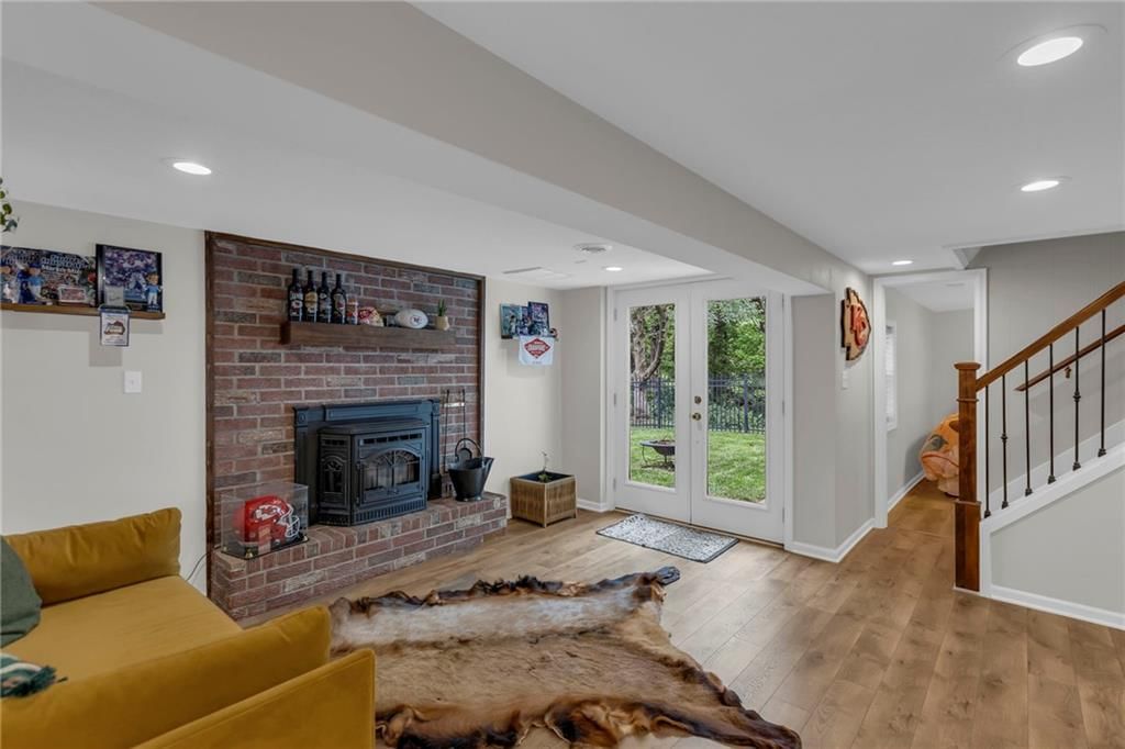 4212 NW Briarcliff Lane — photo 35