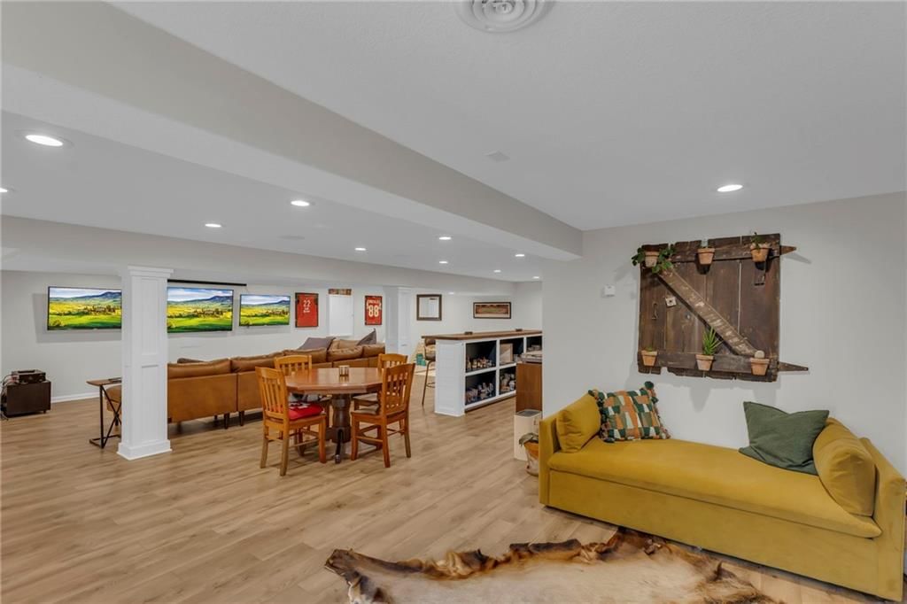 4212 NW Briarcliff Lane — photo 37