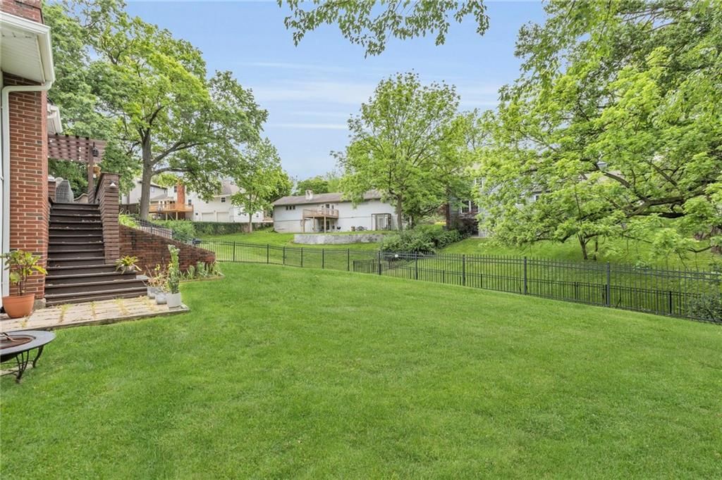 4212 NW Briarcliff Lane — photo 51