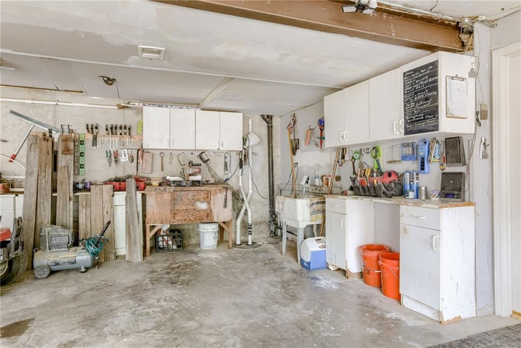 1209 NW Roanoke Drive — photo 42