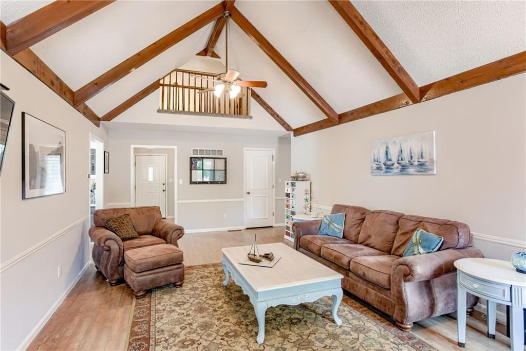 1209 NW Roanoke Drive — photo 8