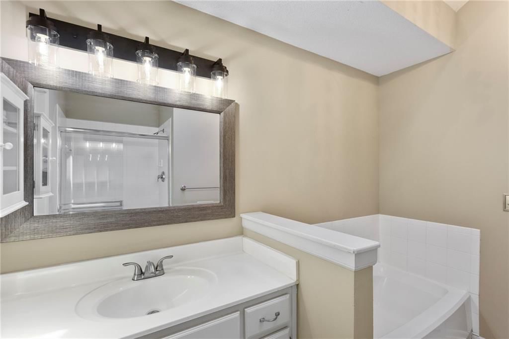 21480 W 121st Street — photo 25