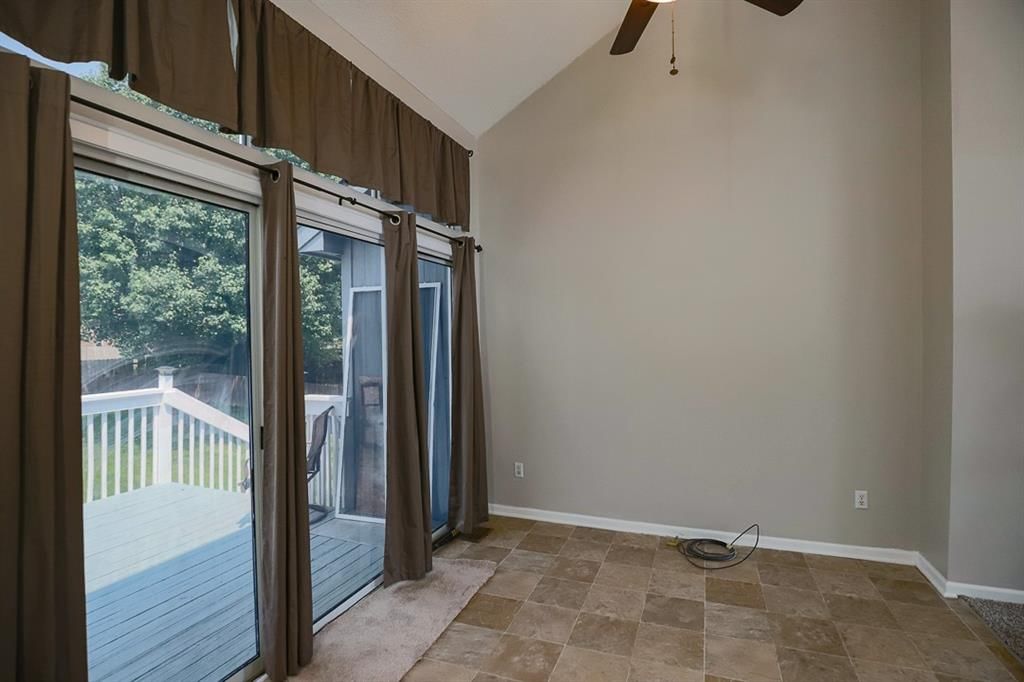 2311 NE Maybrook Drive — photo 19