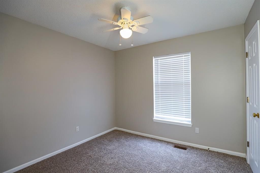 2311 NE Maybrook Drive — photo 27