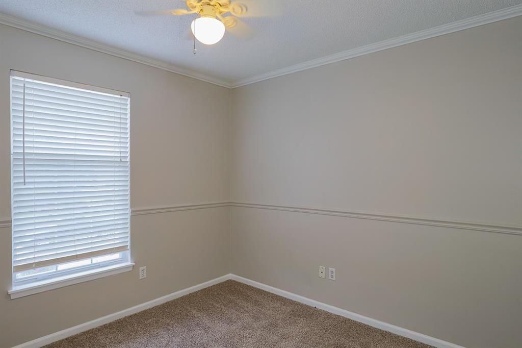 2311 NE Maybrook Drive — photo 30