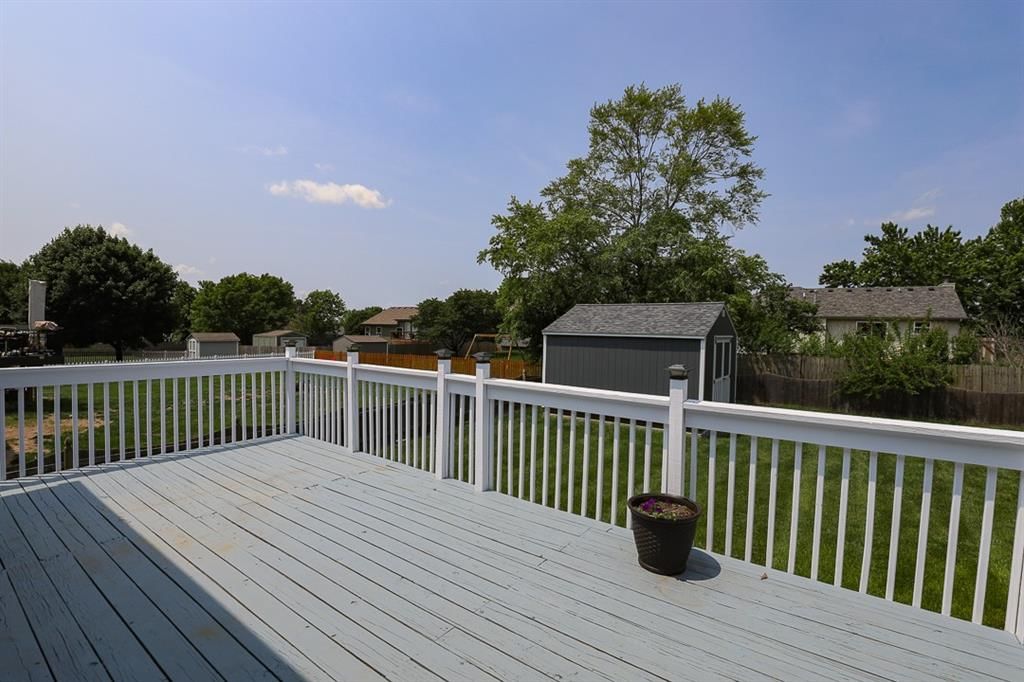 2311 NE Maybrook Drive — photo 44