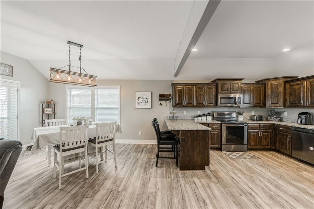 2808 E Cedar Place — photo 15