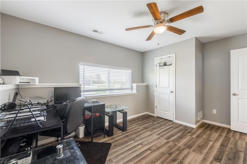 2808 E Cedar Place — photo 31