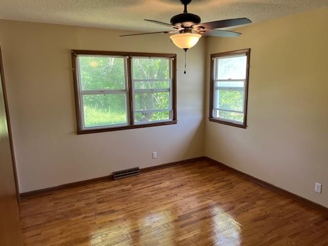 805 E Price Avenue — photo 13