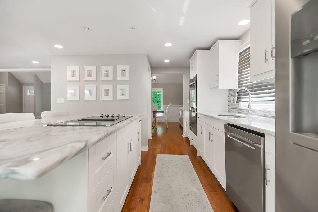 8911 W 104th Street — photo 11