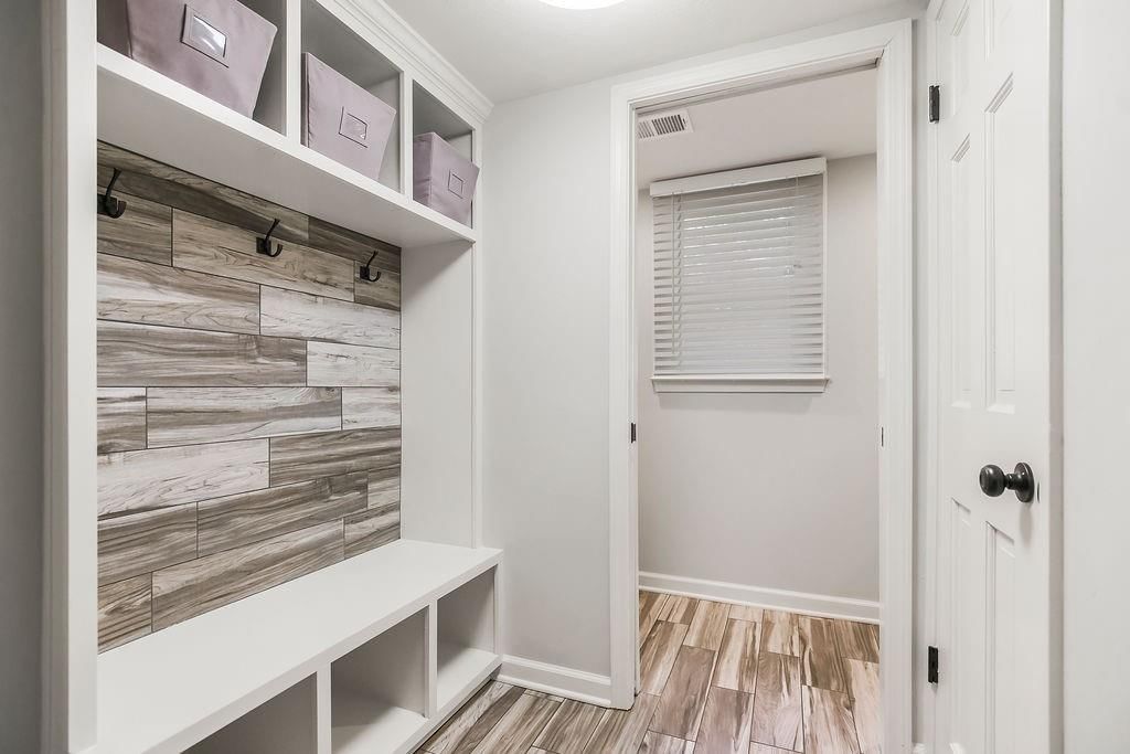 8911 W 104th Street — photo 24