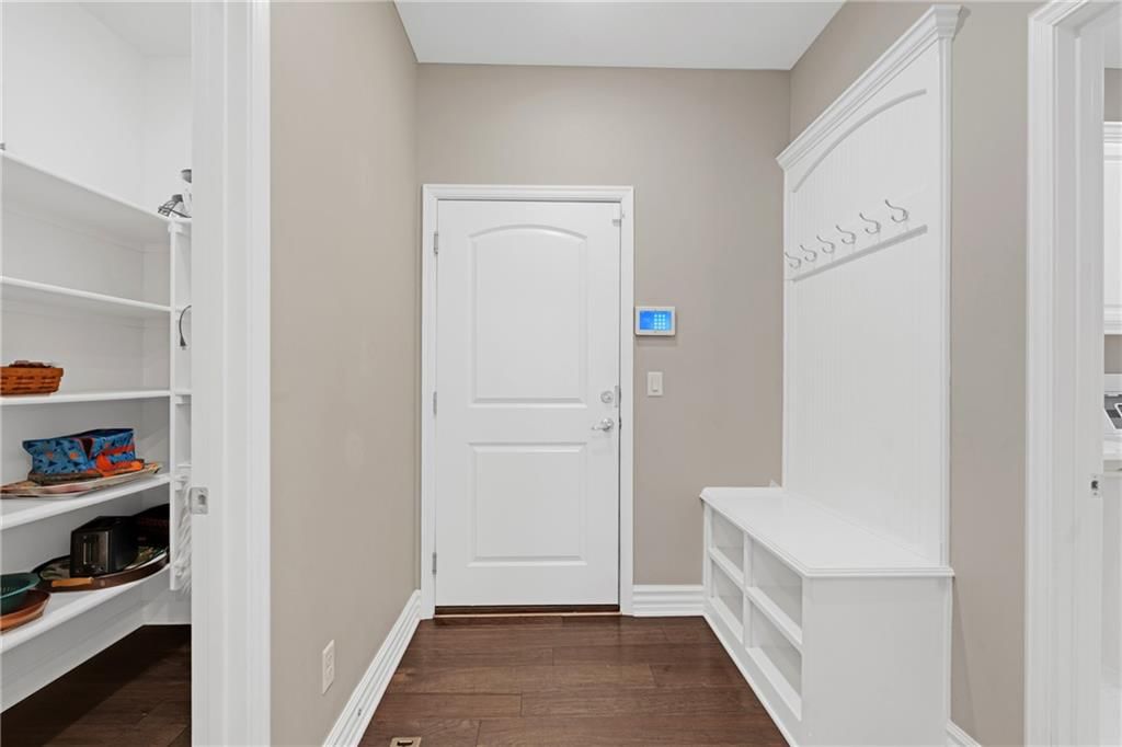 3921 SW Odell Drive — photo 31