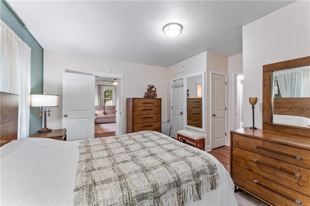 222 S Elm Street — photo 24