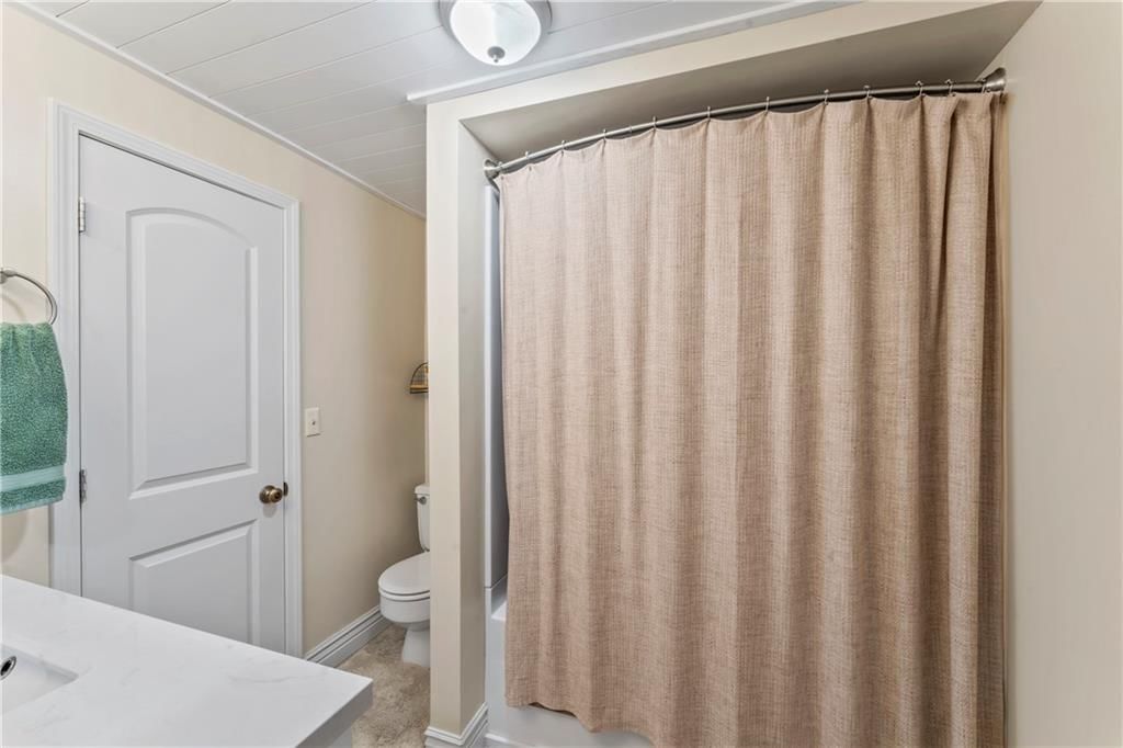 222 S Elm Street — photo 26