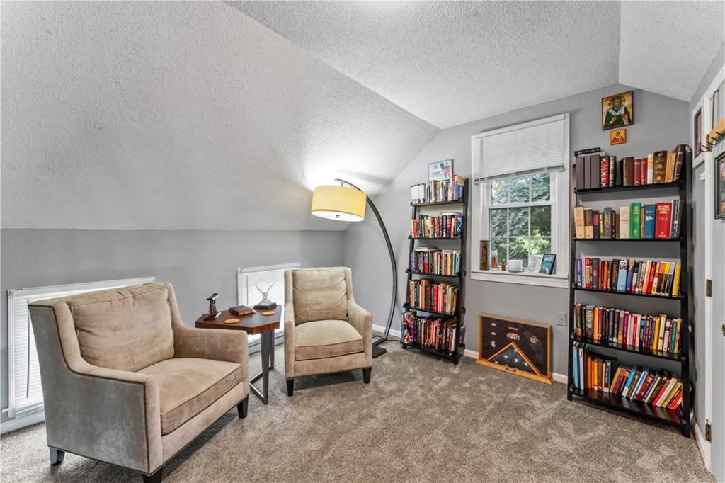 222 S Elm Street — photo 29