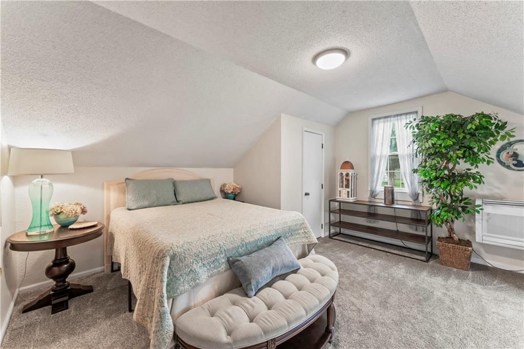 222 S Elm Street — photo 31