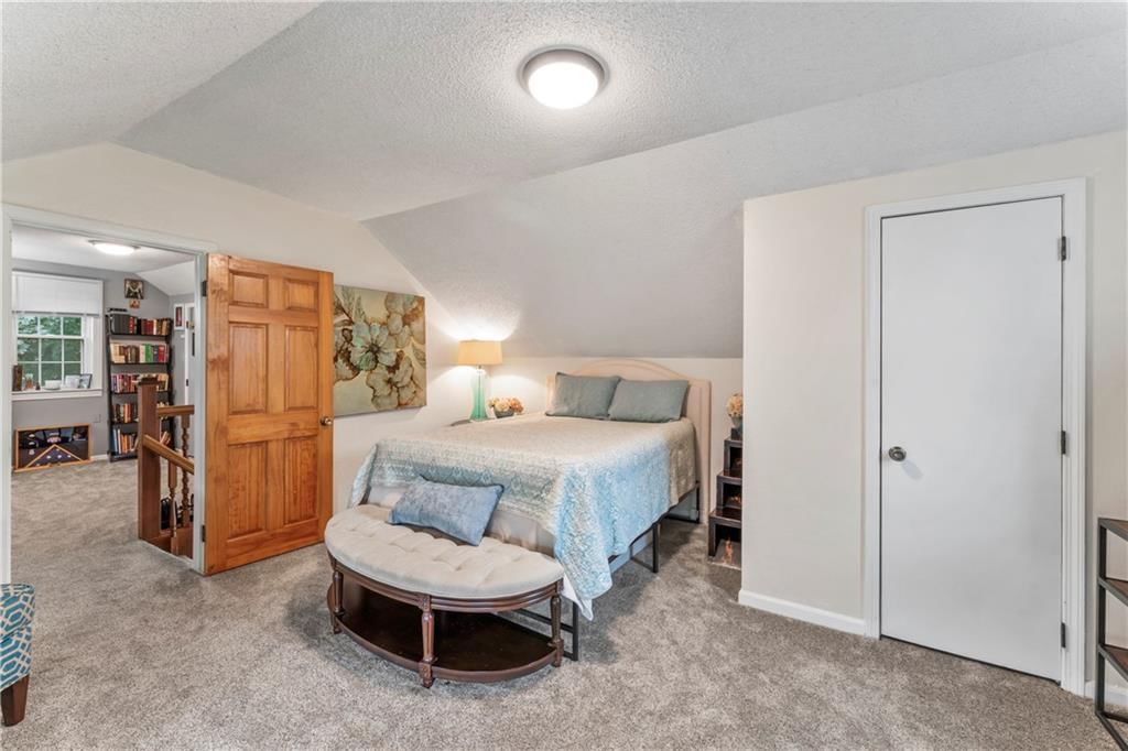 222 S Elm Street — photo 32