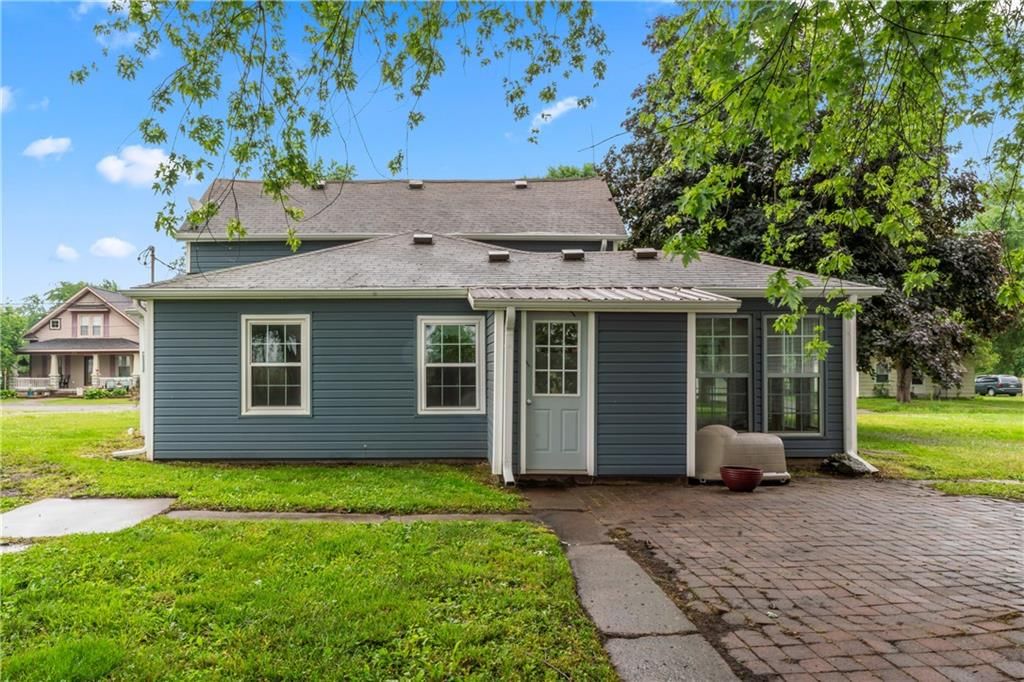 222 S Elm Street — photo 41