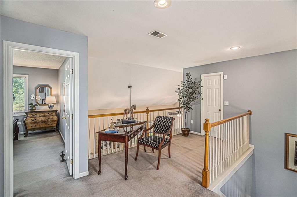 11904 Westgate Circle — photo 17