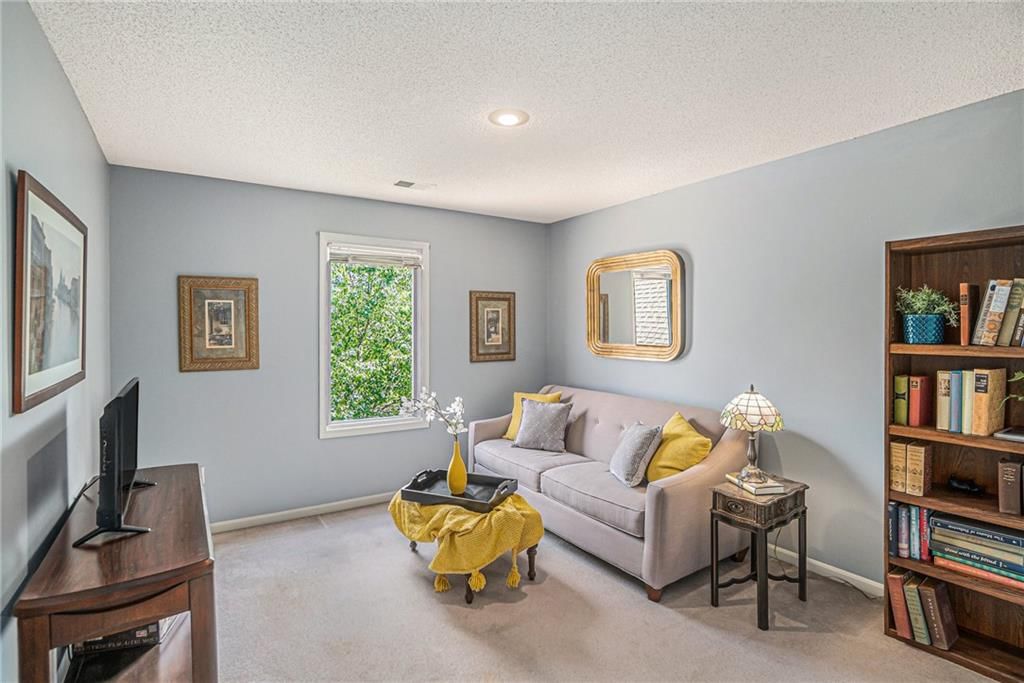 11904 Westgate Circle — photo 20