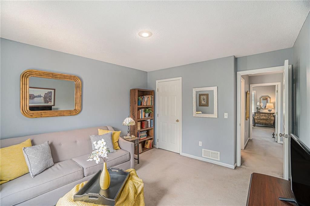 11904 Westgate Circle — photo 21
