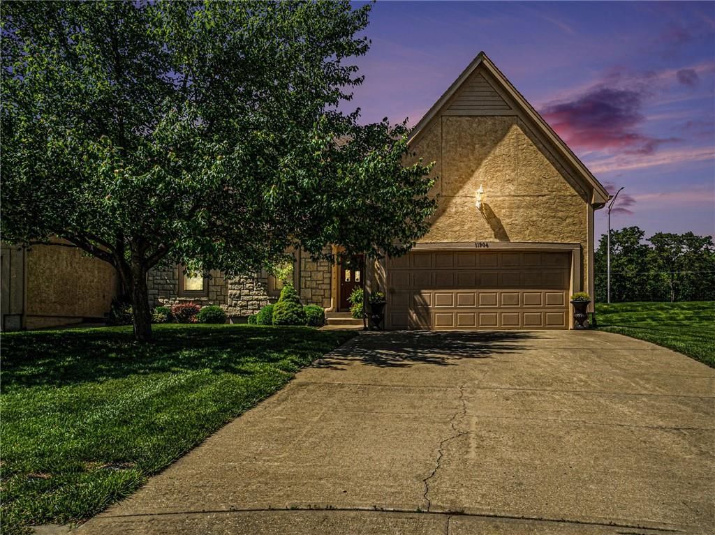 11904 Westgate Circle — photo 27