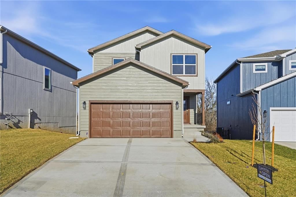 706 Glenn Circle, Raymore, MO