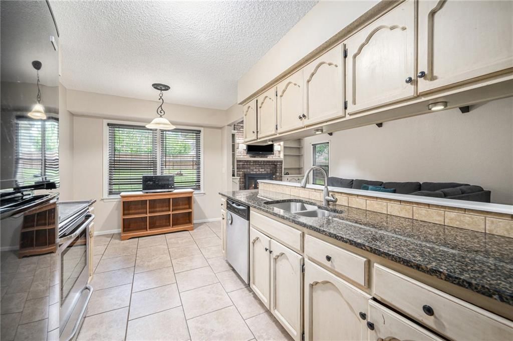 8628 N Harrison Street — photo 11
