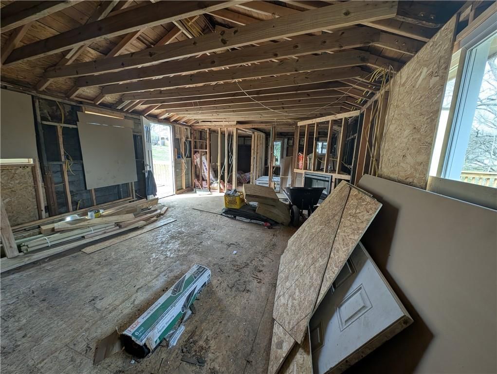 3933 N Lister Avenue — photo 4
