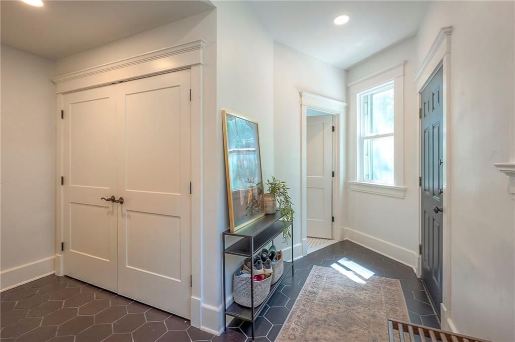 3607 Pennsylvania Avenue — photo 47