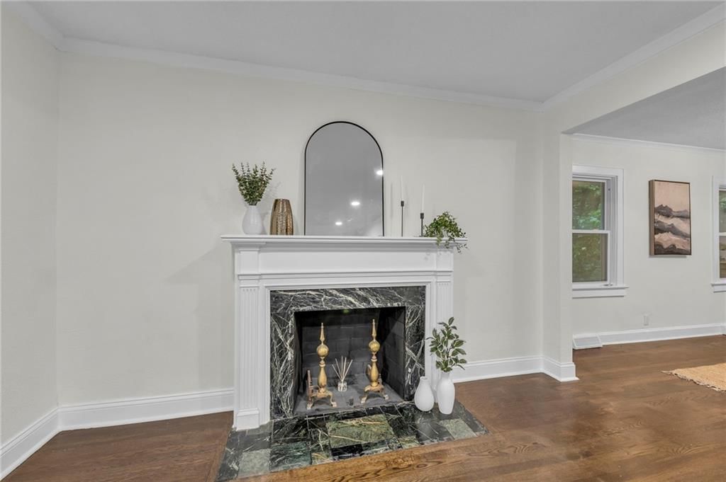 5717 Oak Street — photo 6