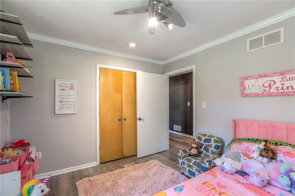 1875 E Mechanic Avenue — photo 25