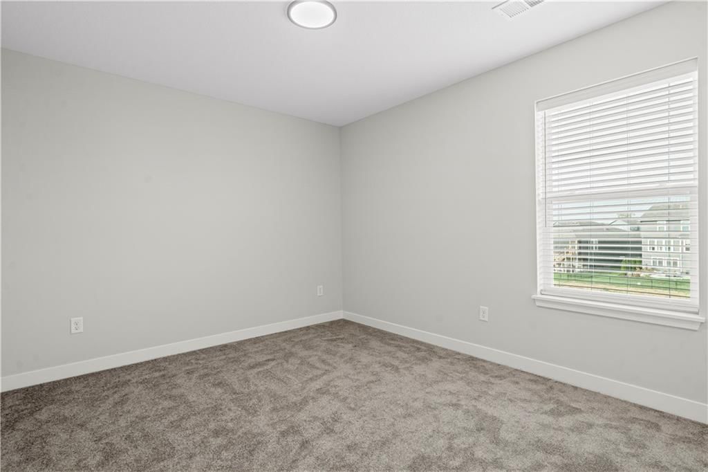 502 Woodview Drive — photo 35