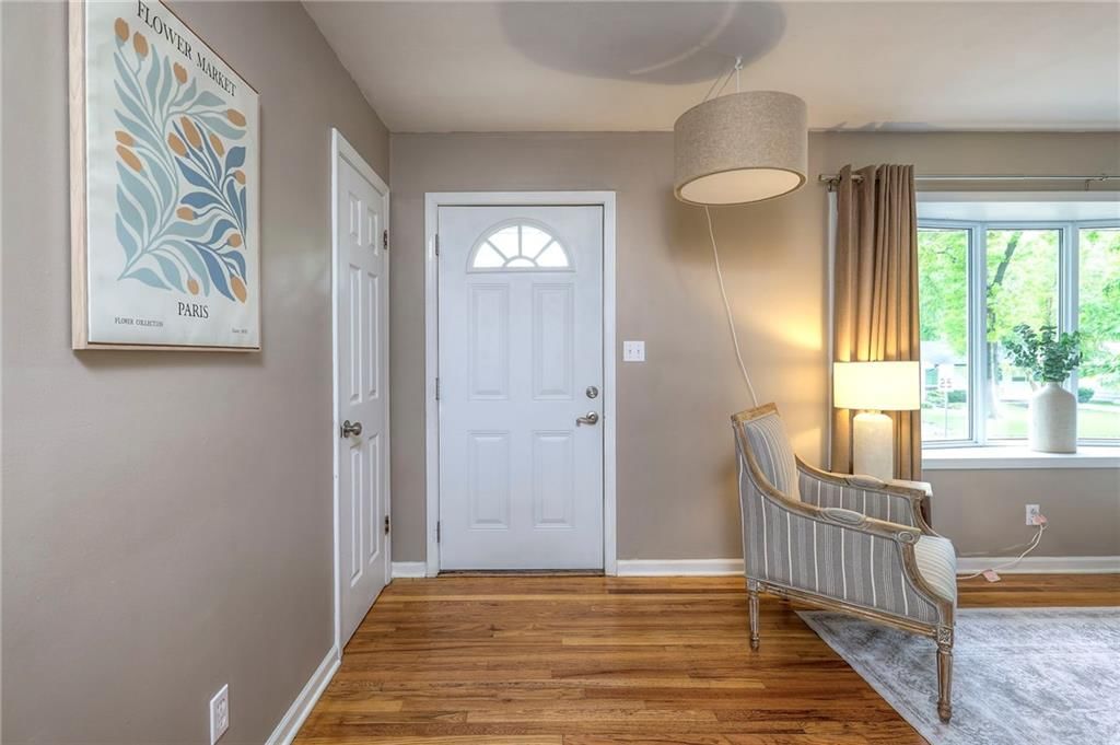 6109 W 54th Terrace — photo 11