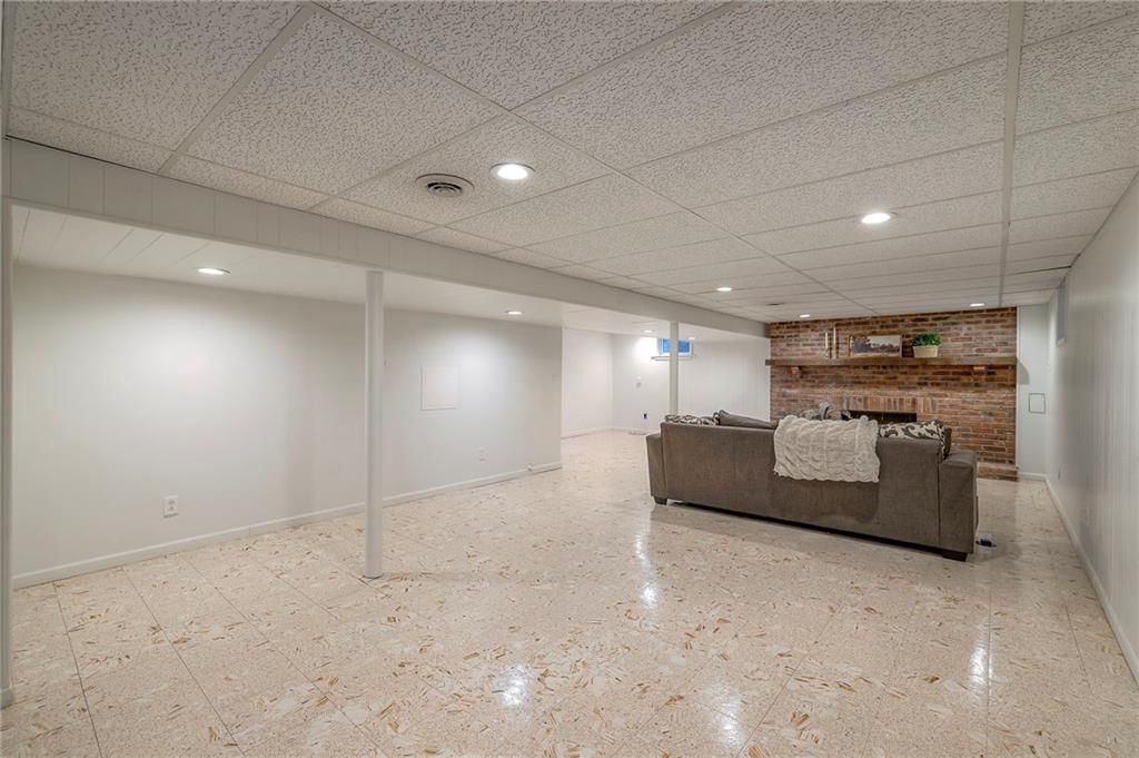 6109 W 54th Terrace — photo 28