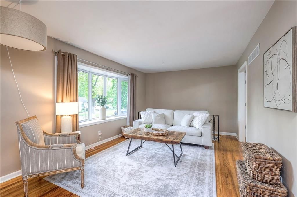 6109 W 54th Terrace — photo 9