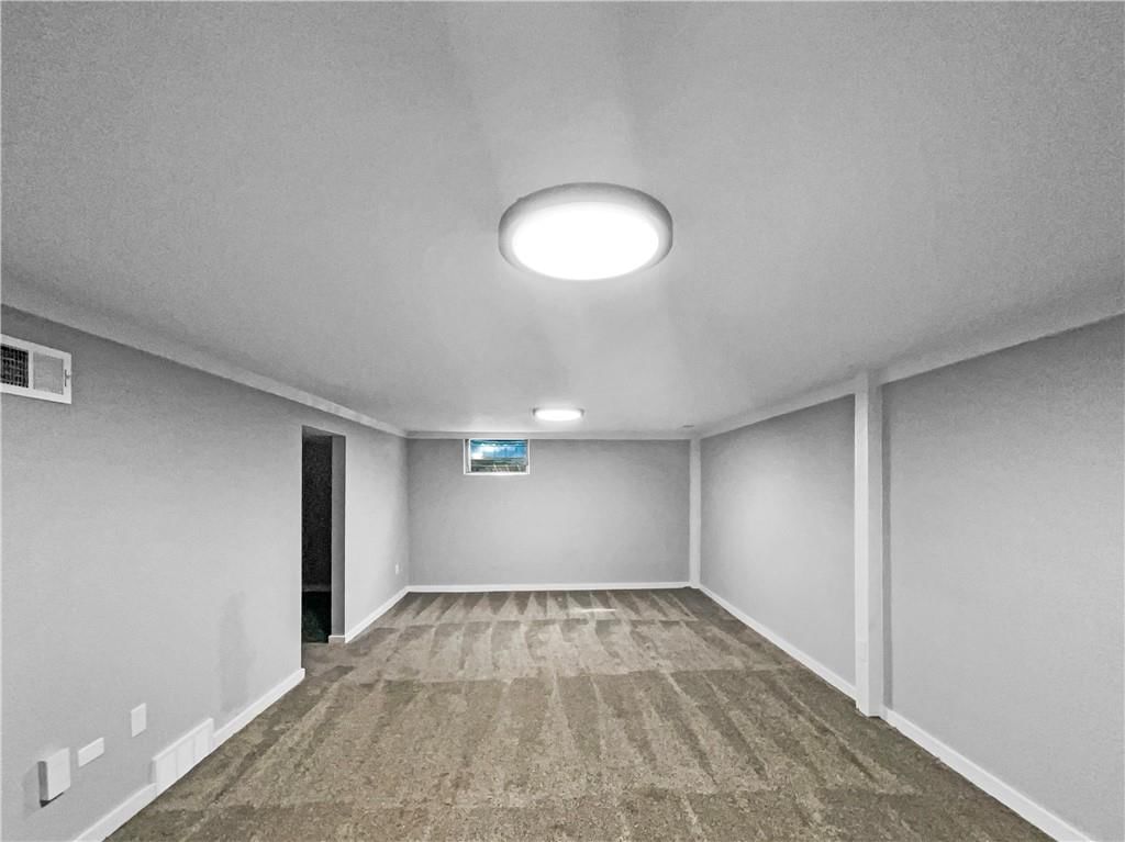 11709 Fremont Avenue — photo 14