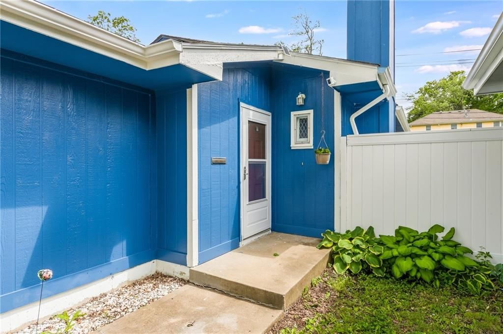 8813 E 109th Terrace — photo 5