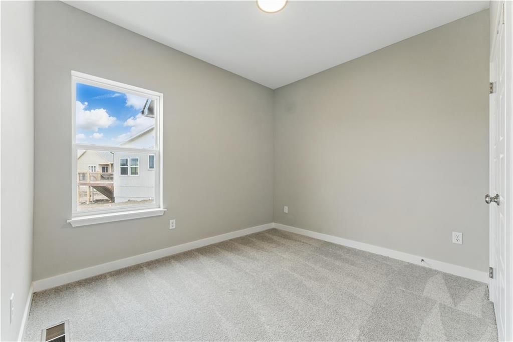 400 Meadowlark Drive — photo 20